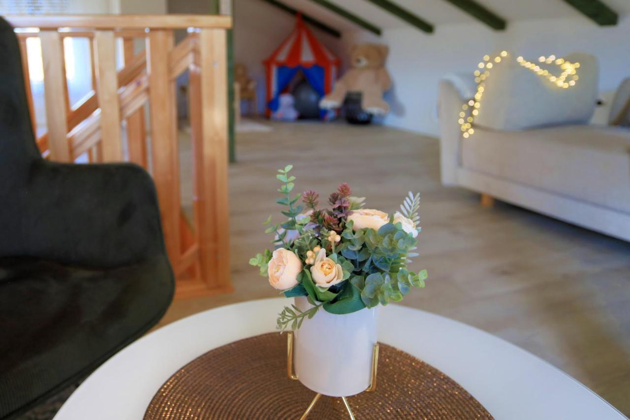 Luxury Apartman Alex With Sauna In The Village Otočac Extérieur photo